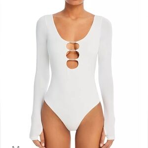 Alice + Olivia Kalena Crystal-Embellished Cutouts Bodysuit Medium Ecru $295 NWT